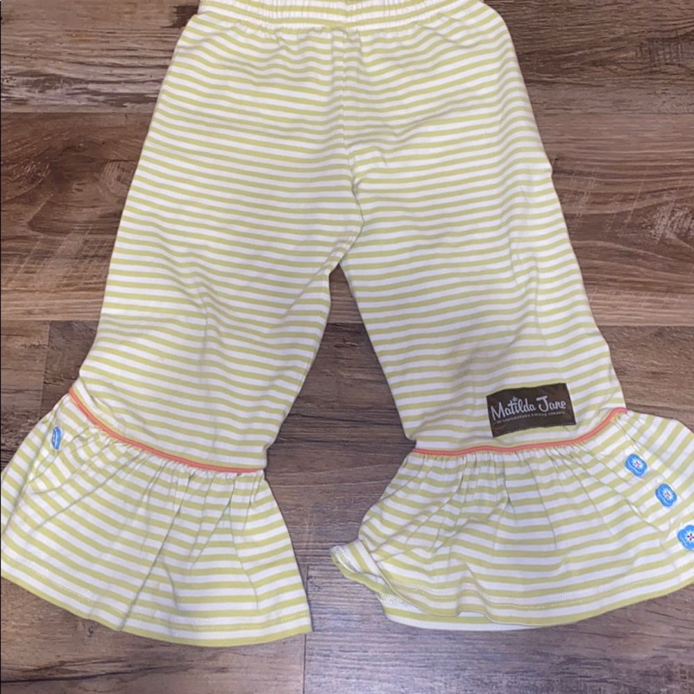 MJ size 4 ruffles